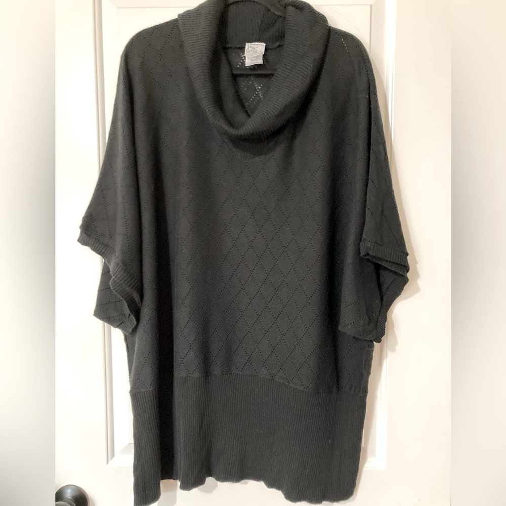 Just My size light weight, cowl neck, shawl sleeve sweater, ebony size 4X(26/28)